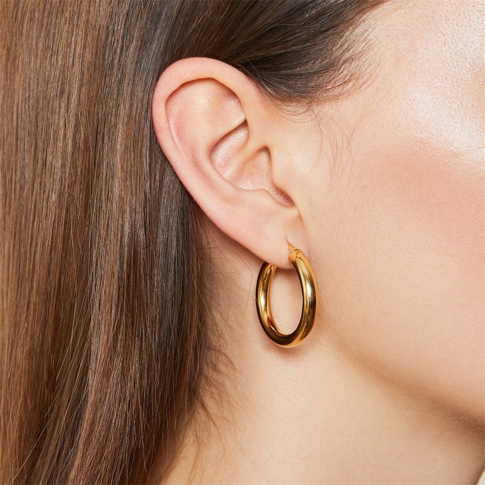 Holly Hoops