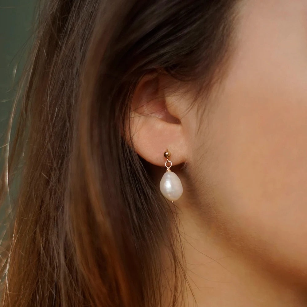 Oma Earrings